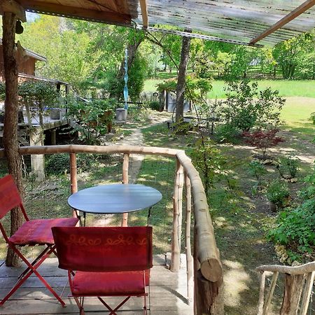 La Cabane De L'Oiseau Couze-et-Saint-Front Luaran gambar