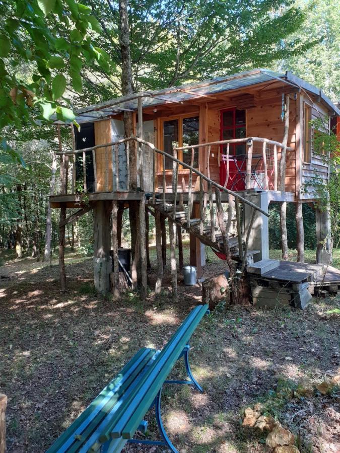 La Cabane De L'Oiseau Couze-et-Saint-Front Luaran gambar